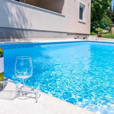 Villa Oaza