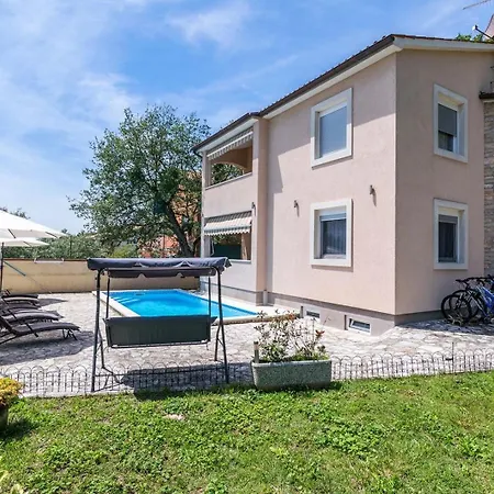 Oaza Villa *