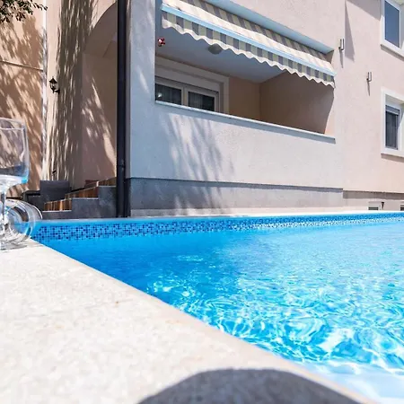 Villa Oaza *