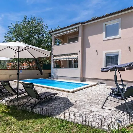 Oaza Villa *