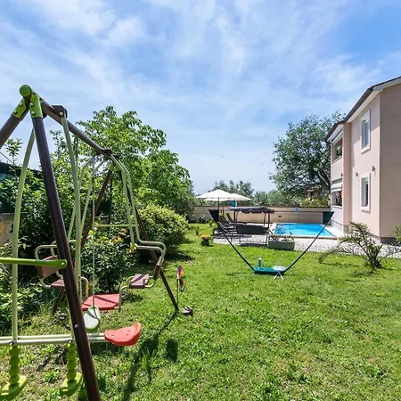 Oaza Villa *